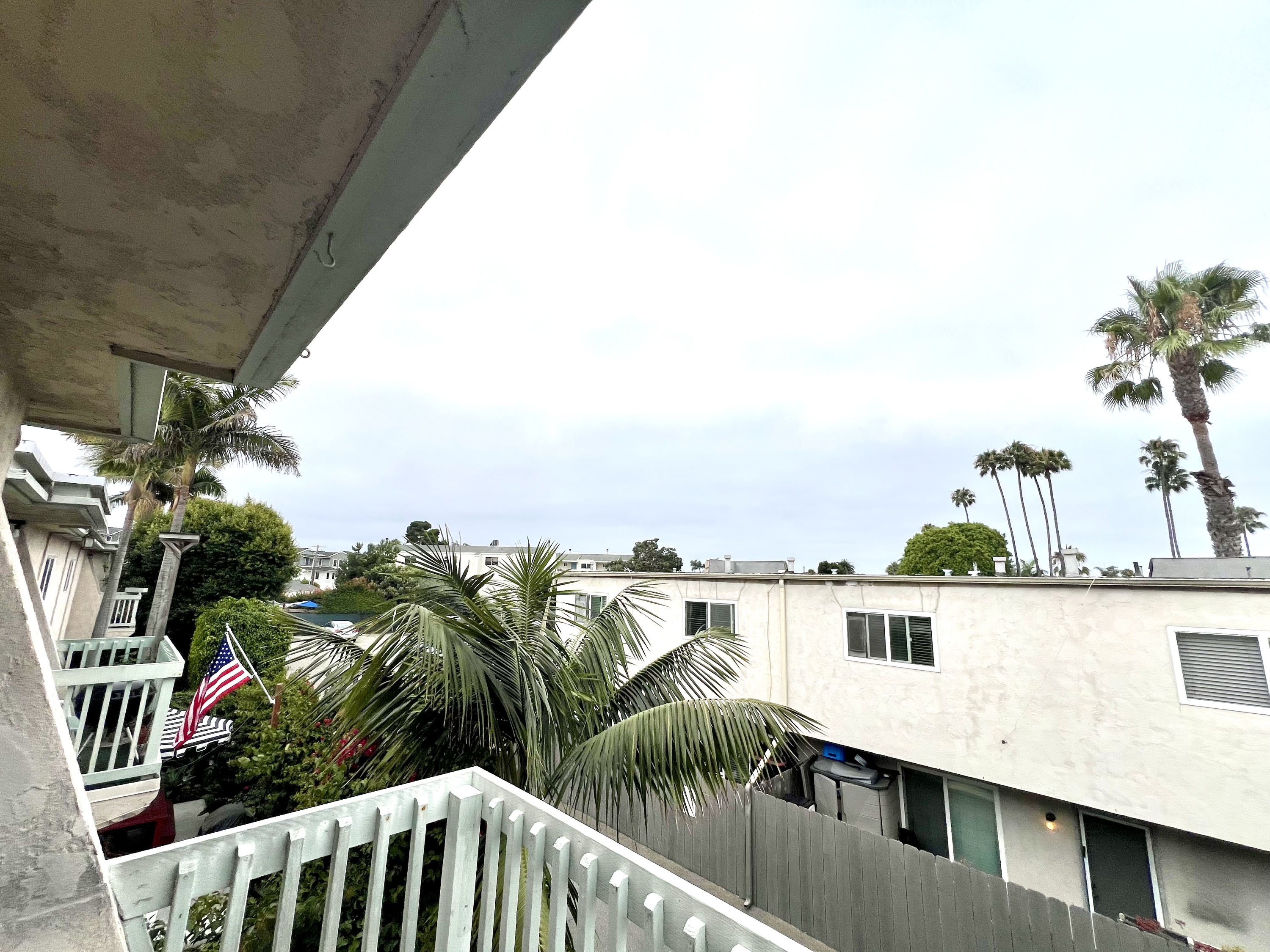 975 Laguna Drive - 10